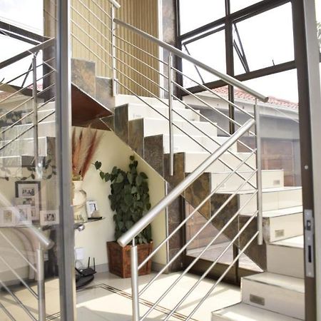 Lalela House Apartment Йоханесбург Екстериор снимка
