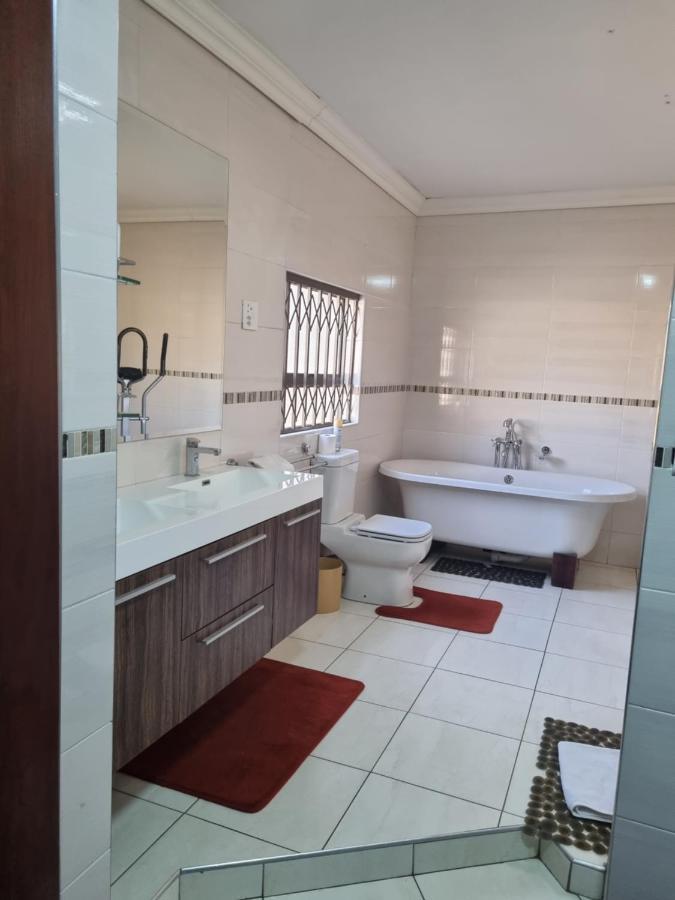 Lalela House Apartment Йоханесбург Екстериор снимка