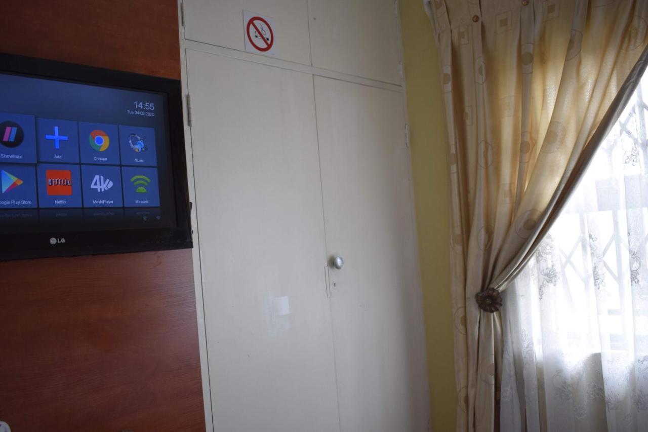 Lalela House Apartment Йоханесбург Екстериор снимка