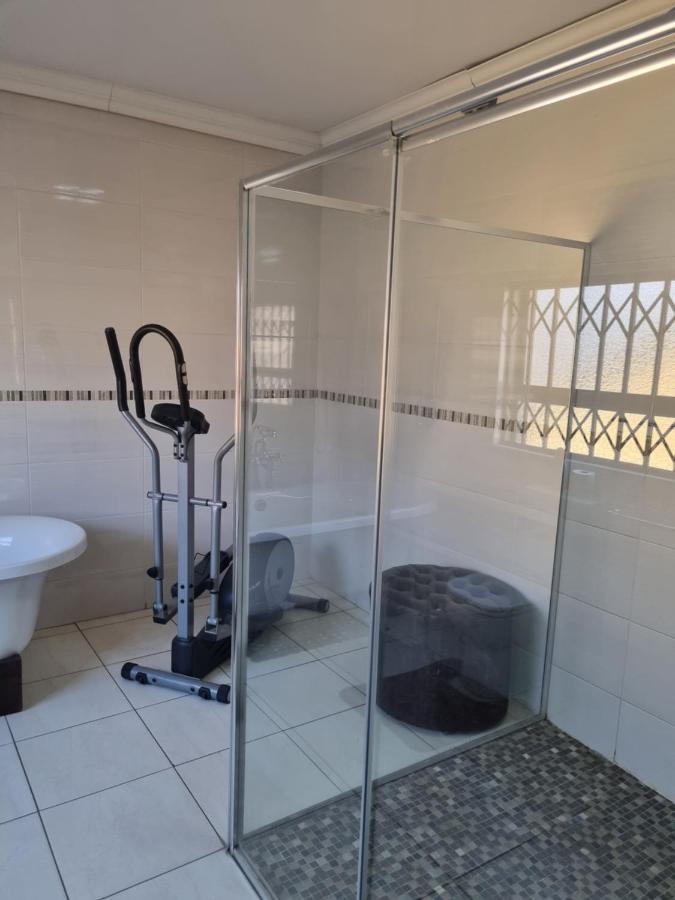 Lalela House Apartment Йоханесбург Екстериор снимка