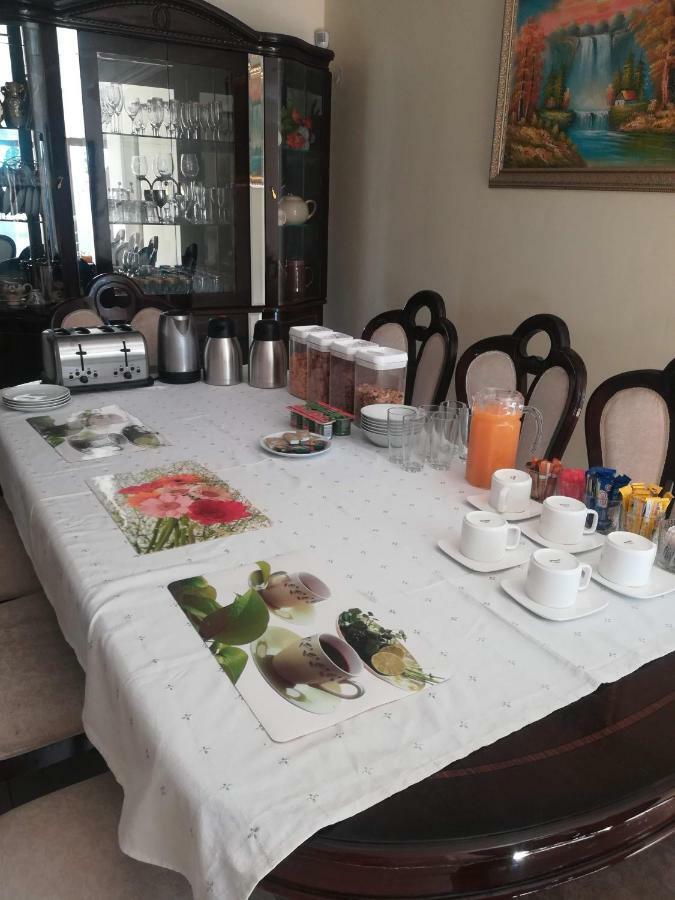 Lalela House Apartment Йоханесбург Екстериор снимка
