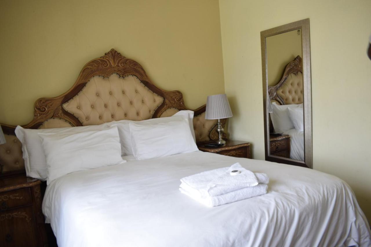 Lalela House Apartment Йоханесбург Екстериор снимка